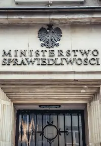 Praca w ministerstwie – wymagania, rekrutacja, stanowiska